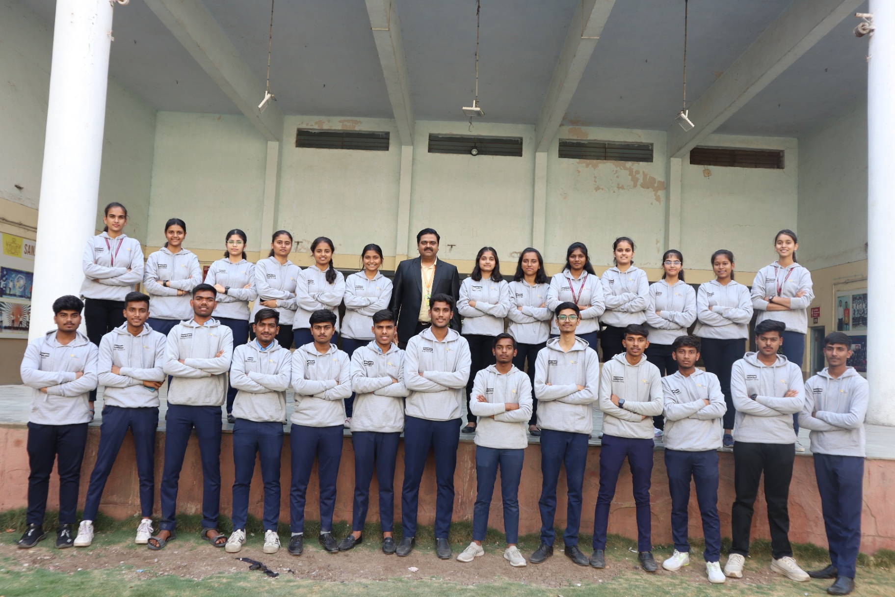 Cohort with HOD Dr. Ganesh Jorvekar